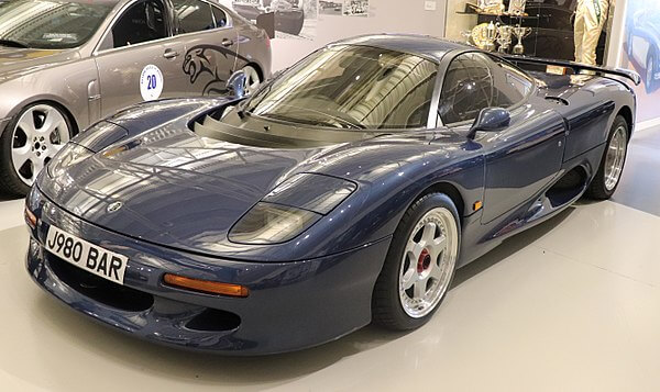 ジャガー XJR-15