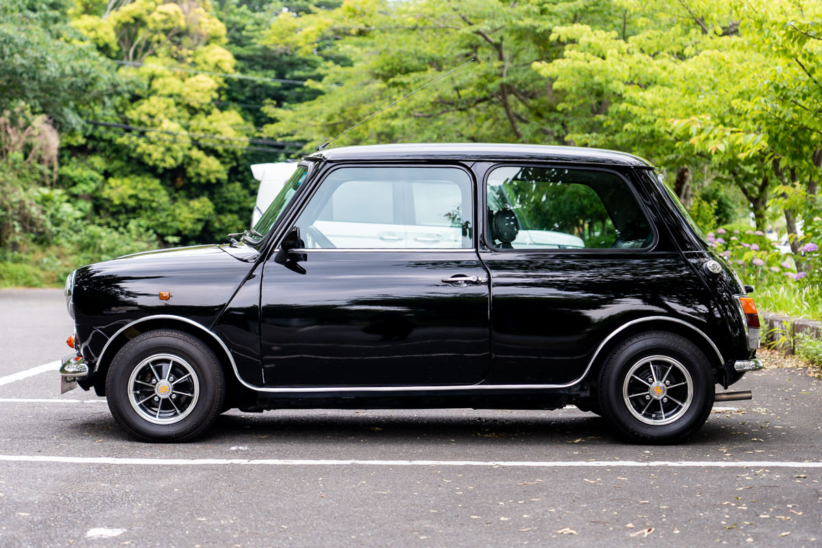 ミニ クーパー40thアニバーサリーLTD | ローバーミニ | MINI