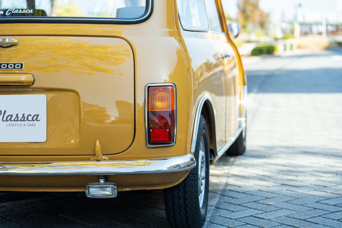 ローバーミニ 1000 MK-3スタイル