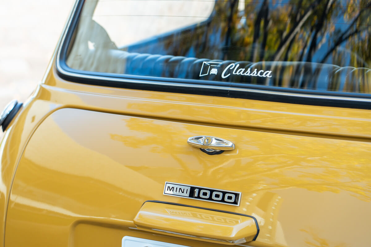 ローバーミニ 1000 MK-3スタイル