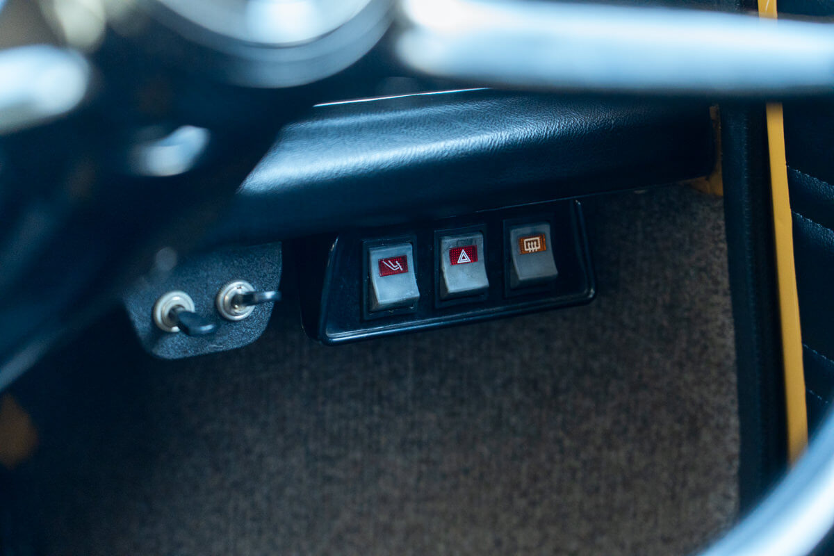 ローバーミニ 1000 MK-3スタイル