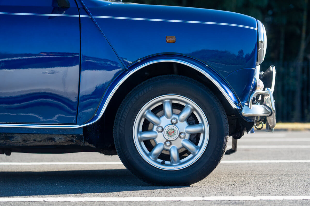 ローバーミニ クーパー タヒチブルー