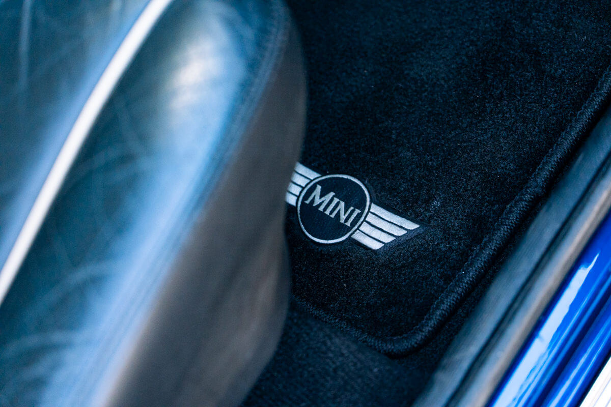 ローバーミニ クーパー タヒチブルー