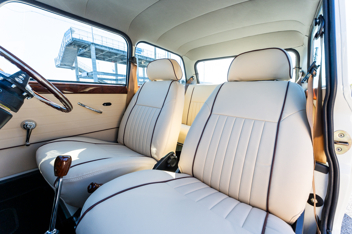 ローバーミニ オースチンMK-1 ボーイズレーサースタイル