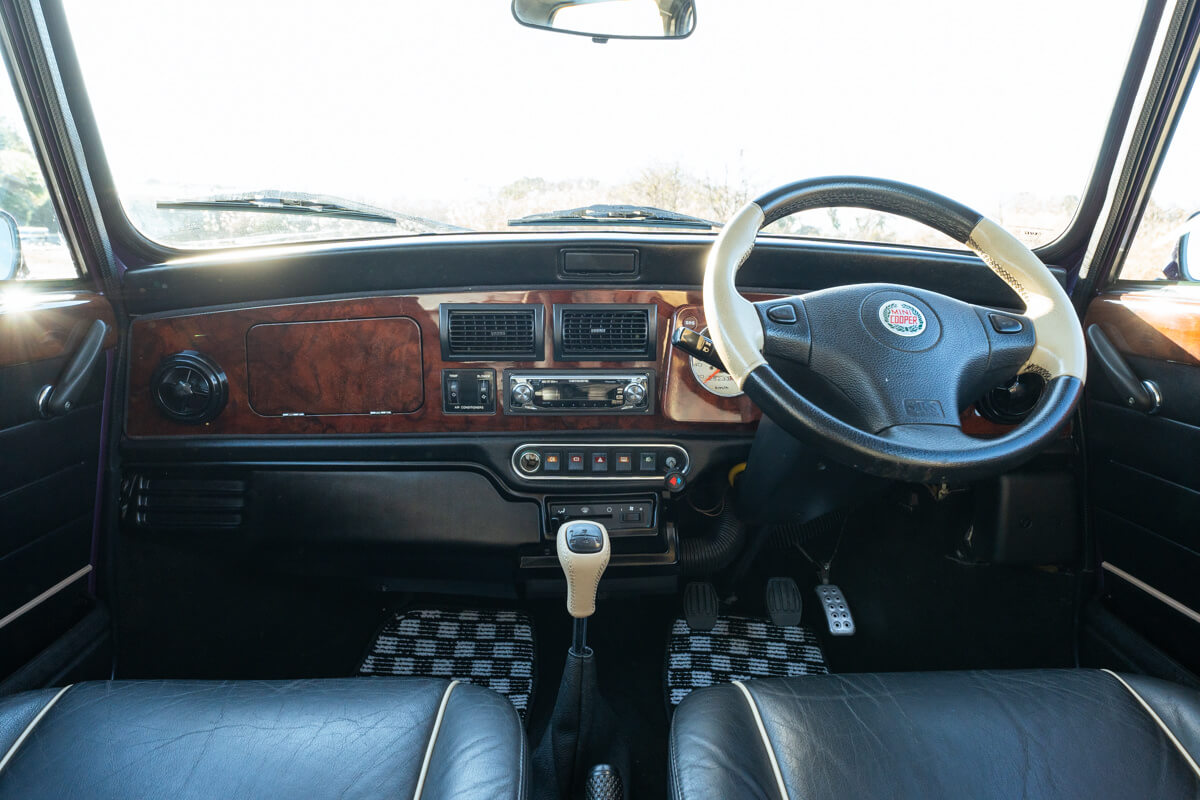 ローバーミニ スポーツパック リミテッド アマランスパープル