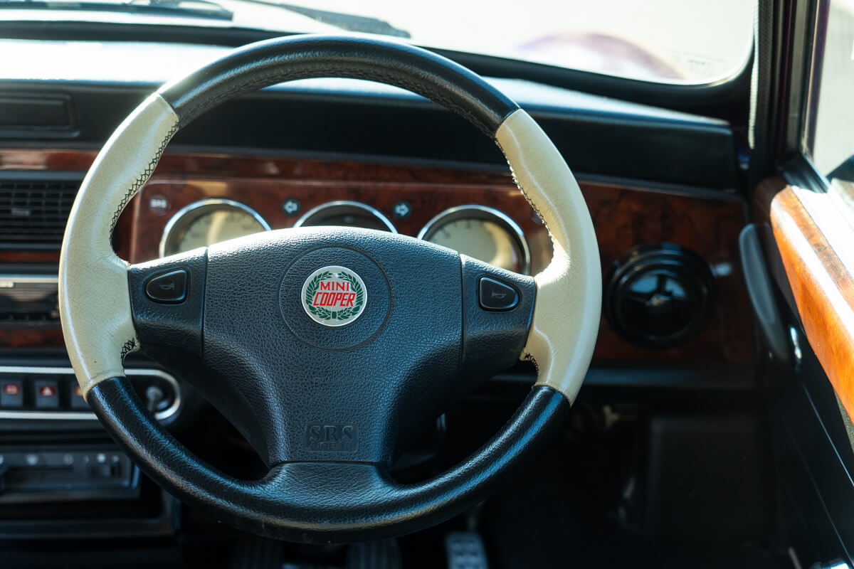 ローバーミニ スポーツパック リミテッド アマランスパープル