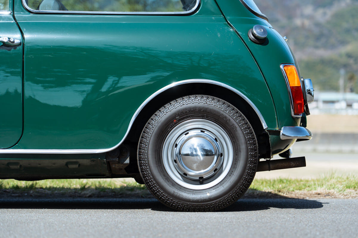 ローバーミニ 1000 クラシックスタイル