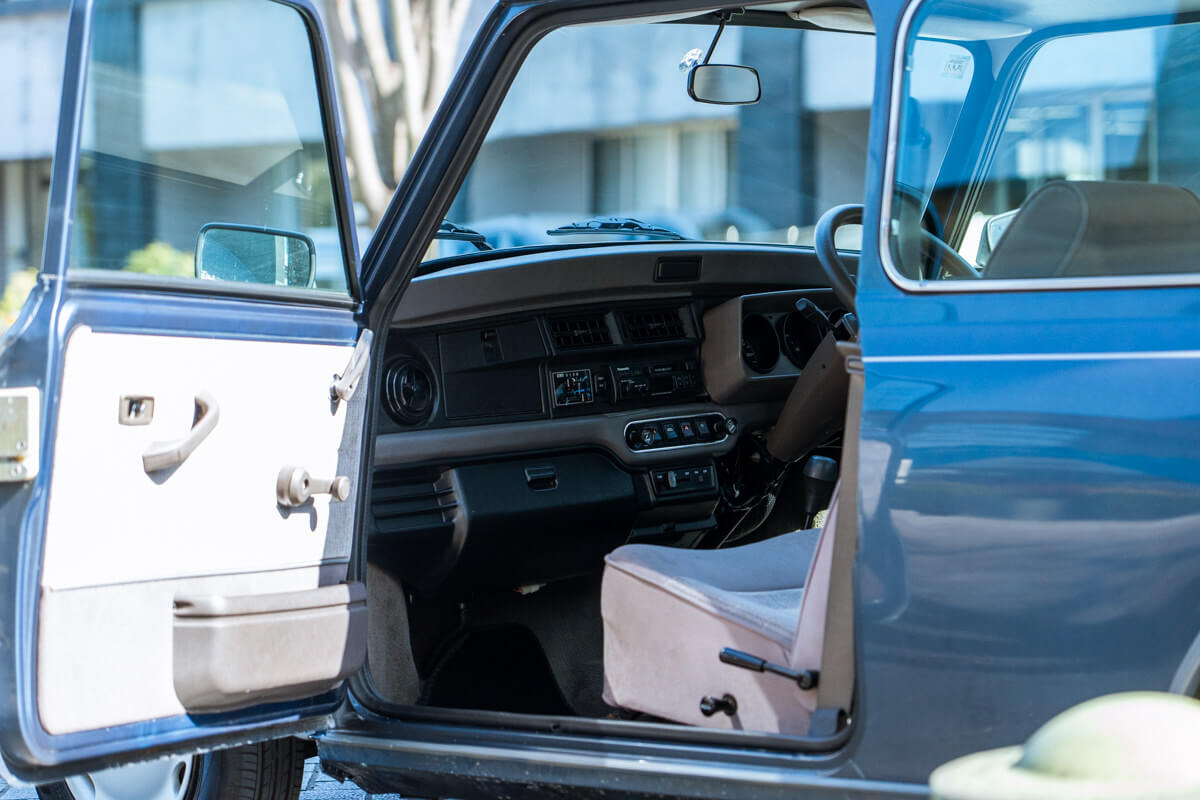 ローバーミニ 1000 メイフェア