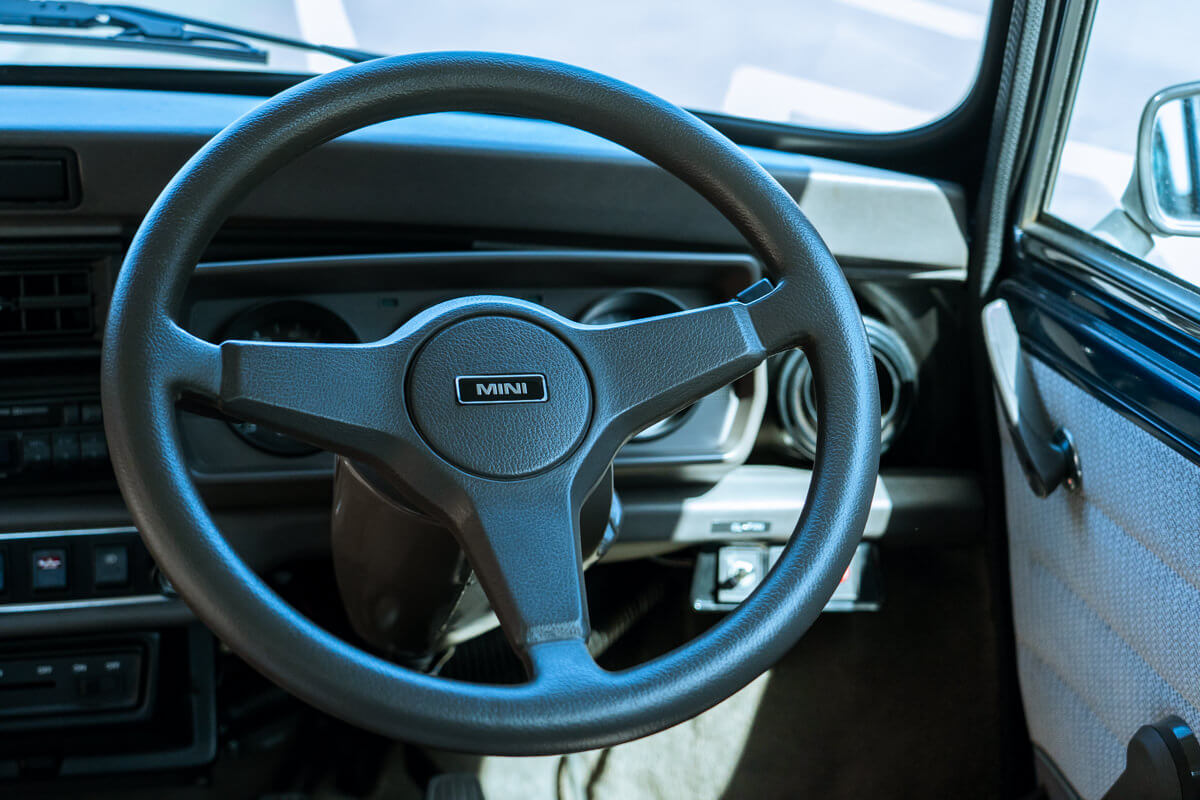 ローバーミニ 1000 メイフェア