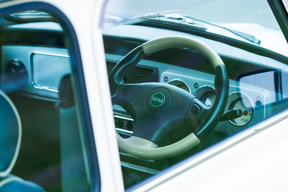 ローバーミニ 40周年アニバーサリー