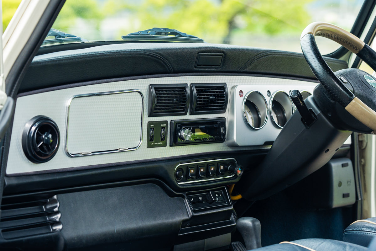 ローバーミニ 40周年アニバーサリー